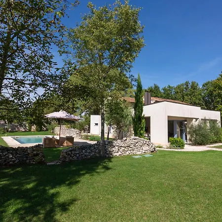 Beautiful Restored With Private Pool And Gardens
