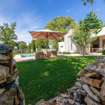 Villa Beautiful Restored With Private Pool And Gardens