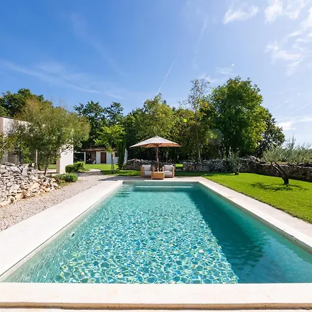 Beautiful Restored With Private Pool And Gardens *