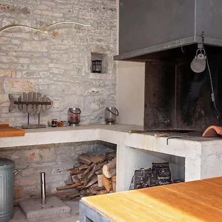 Beautiful Restored With Private Pool And Gardens * Sveti Petar u Sumi