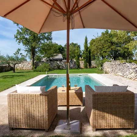 Beautiful Restored With Private Pool And Gardens *