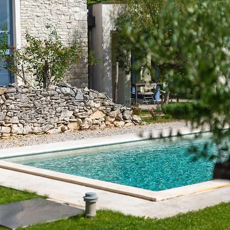 Beautiful Restored With Private Pool And Gardens *