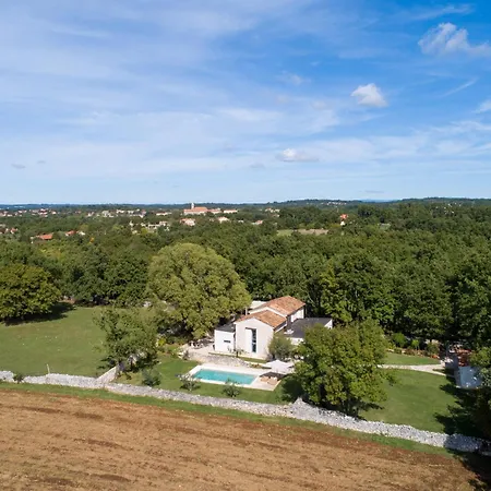 Beautiful Restored With Private Pool And Gardens Villa Sveti Petar u Sumi