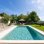 Beautiful Restored With Private Pool And Gardens *